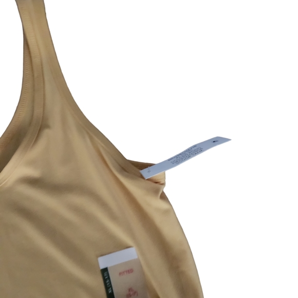 FREE WITH ANY PURCHASE!!! 3 Tank Tops - Picture 6 of 8